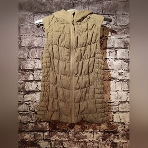 Be By Blanc Noir Puffy Vest sz Medium